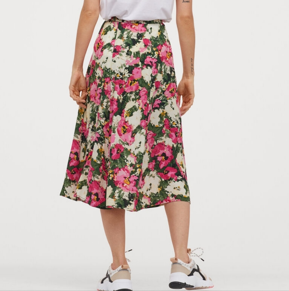 Bell shaped skirt Cerise Floral H&M
